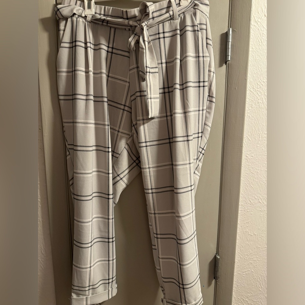 Torrid grey plaid trousers with a tie belt